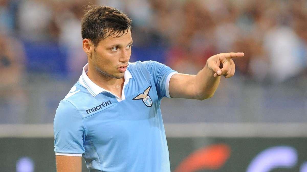 Zarate: "Derby di Milano? A Roma è un'altra cosa"