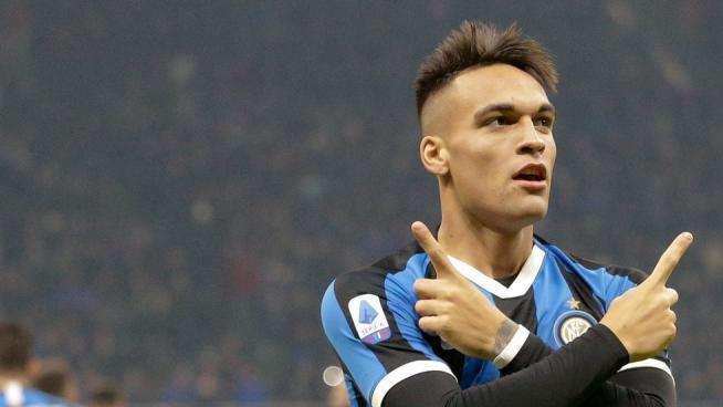 SM - Inter, nessuna fretta per il rinnovo di Lautaro Martinez: il primo aumento è già scattato 