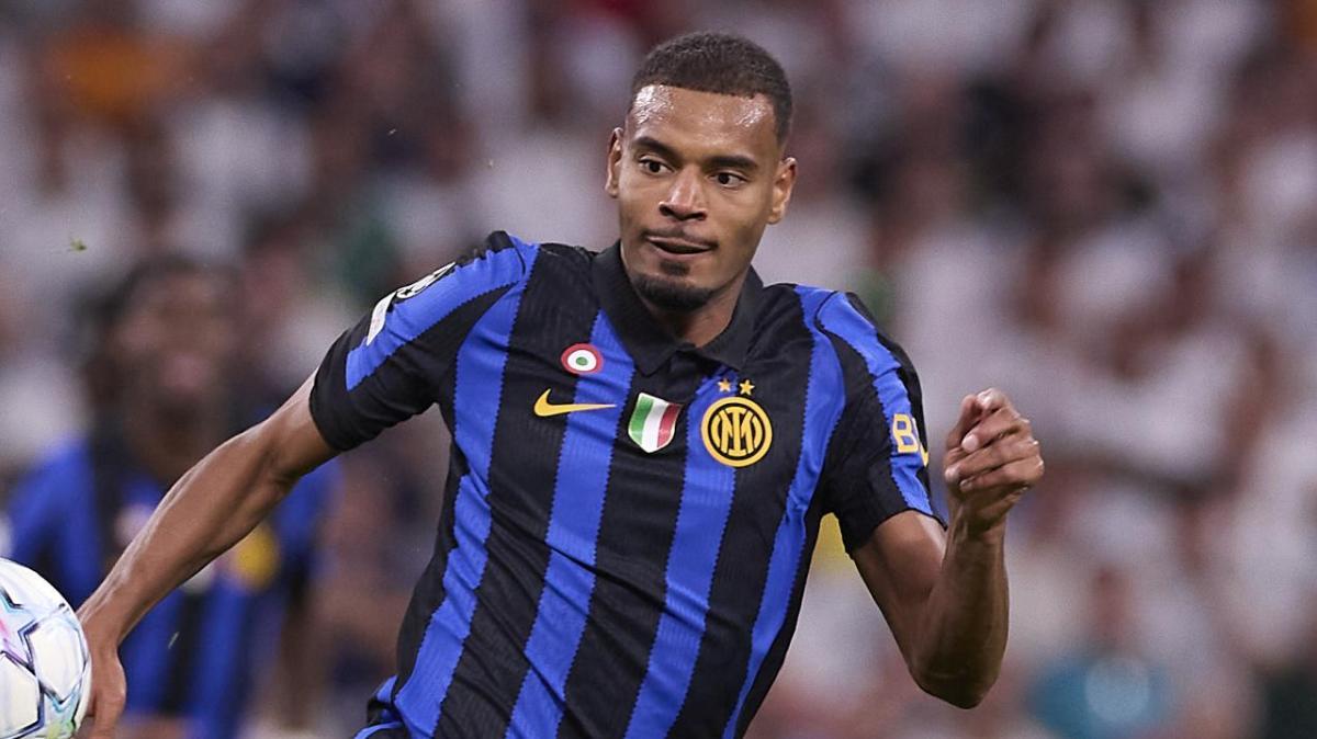 Francia, Diouf tra i 12 giocatori in campo per il primo allenamento