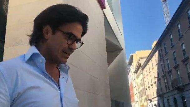 Pastorello arriva nella sede dell'Inter: "De Vrij e Acerbi? Vediamo, ma dovrebbero rimanere entrambi"