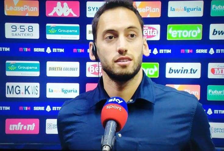 Calhanoglu a Sky: "Momento un po' strano, restiamo calmi. Io dietro le punte? Si può fare"