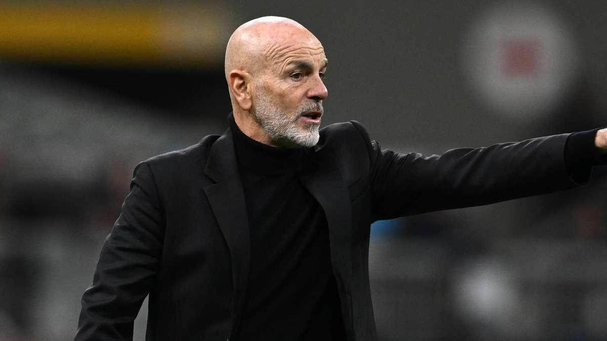 Milan, Pioli crede nella rimonta: "Alla squadra ho detto una cosa: se qualcuno non crede di poter raggiungere l'Inter e la Juventus..."