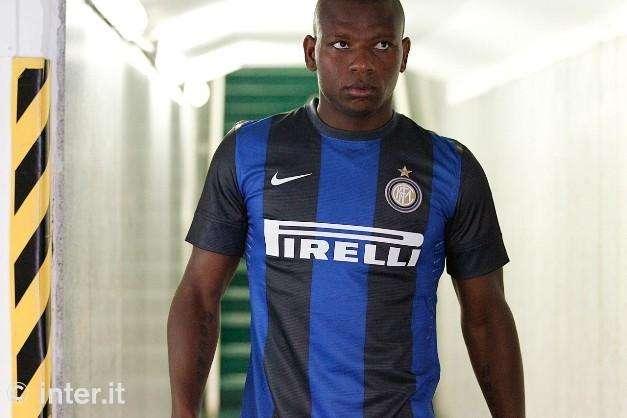 Mudingayi: "No al Milan, c'era Ibra che mi sputò addosso! E Strama..."