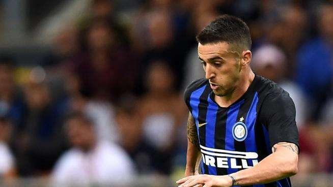 Sky - Infortunio Vecino, il giocatore rassicura lo staff medico dell'Inter