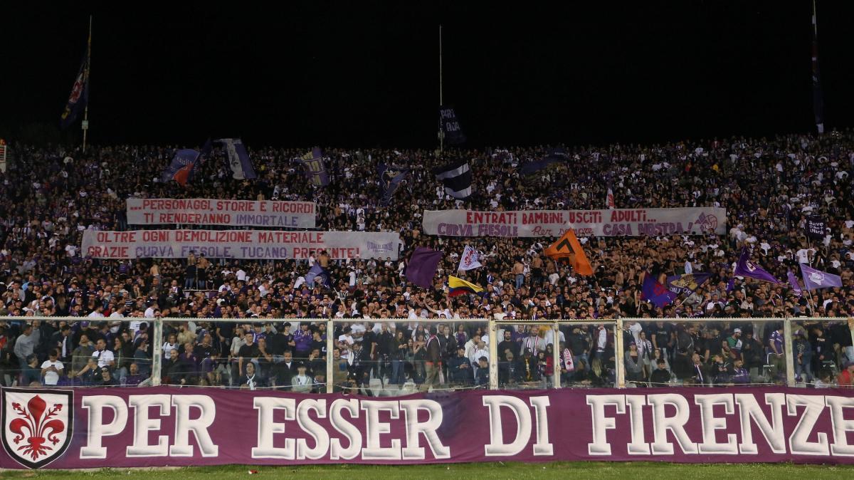 Niente San Siro ma protesta sotto la Lega Serie A per la Curva Fiesole