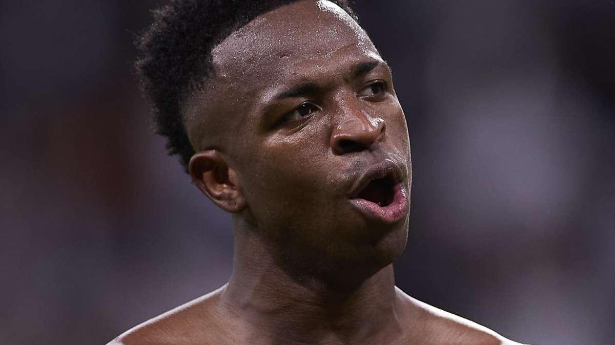 Ancelotti non ha dubbi: "Vinicius vincerà il Pallone d'oro, ci ha aiutati a vincere la Champions"