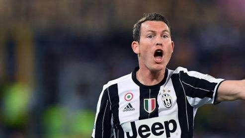 Blick - Lichtsteiner, non solo Inter: spunta il Chelsea