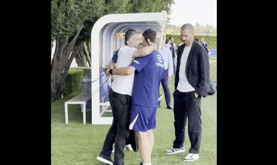 Gattuso alla terza tappa del suo 'tour' nei ritiri di Serie A: il ct azzurro in visita all'Inter con Buffon e Bonucci