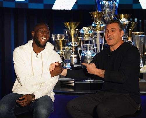 Vieri esalta Lukaku: "Immarcabile, un treno inarrestabile. Agli Europei farà 1/2 gol a partita"