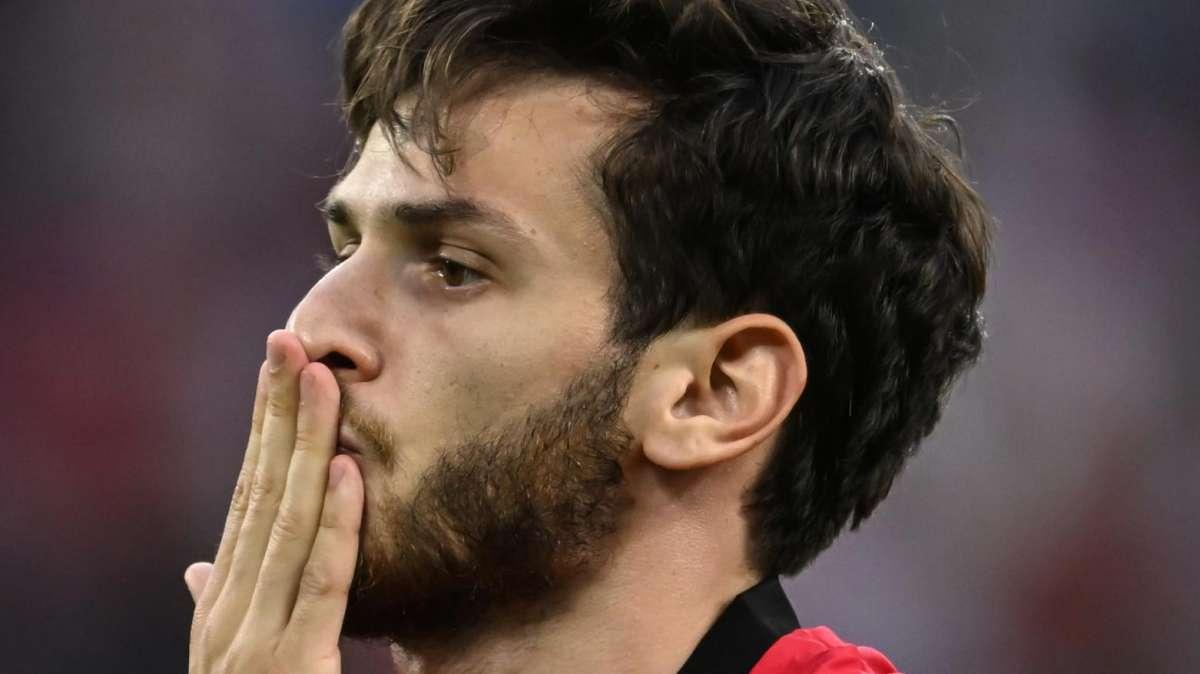 UFFICIALE - Kvaratskhelia è del PSG. Al-Khelaifi: "Con noi raggiungerà i suoi obiettivi"
