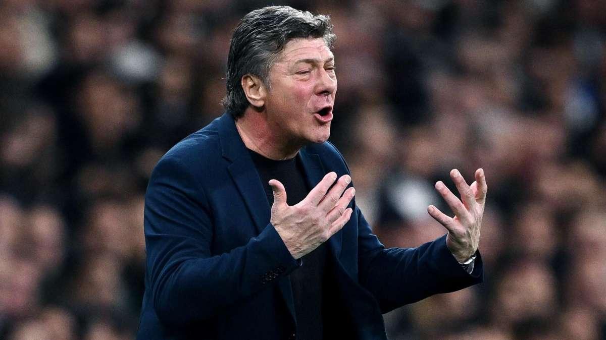 Qui Napoli - Zanoli bloccato dalla lombalgia, problema terzini per Mazzarri: due soluzioni per la corsia di sinistra 