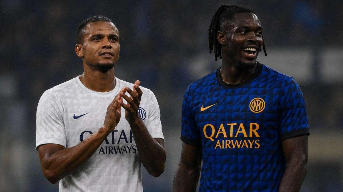 Footy Headlines conferma le maglie pre-match 2026/27