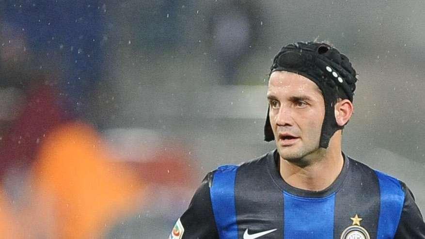 TS - Chivu non si opererà ancora al piede destro