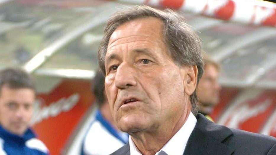 Galeone non le manda a dire: "Sarà un campionato 'falsato'.  Purtroppo pecunia non olet"