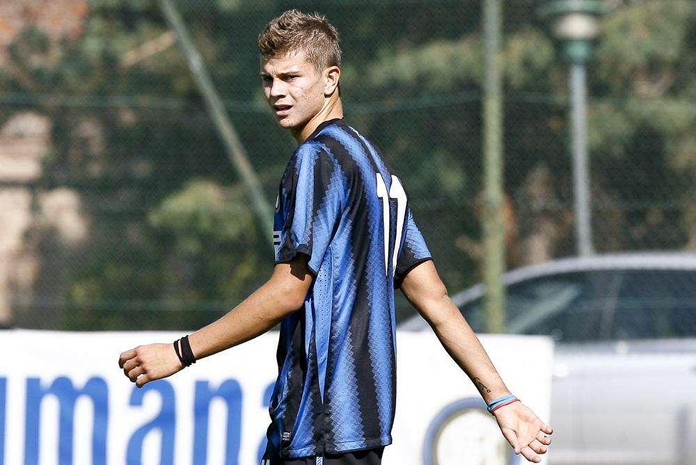 Il Crotone per l'attacco punta su Samuele Longo?