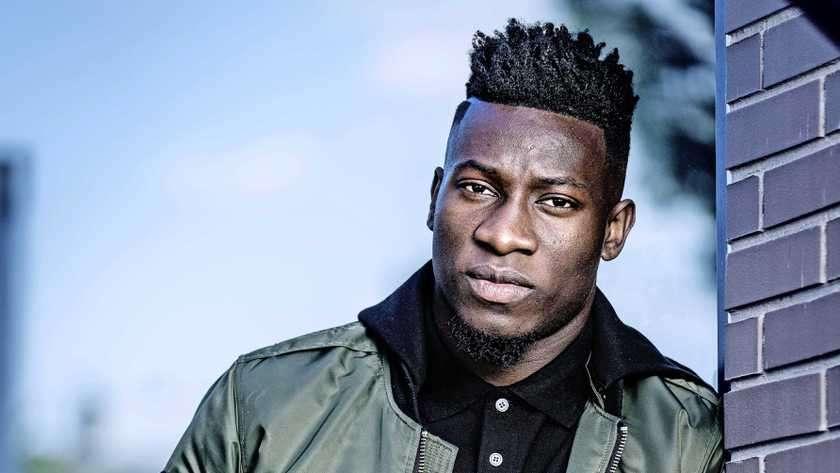 Ajax, gli ultras rinnegano Onana: "Giuda come Sneijder, non ti vogliamo"