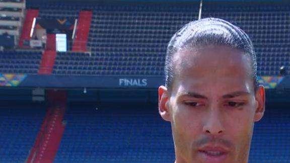 Van Dijk: "Siamo stati vicini a Dumfries dopo la finale di Champions. Ma siamo felici per Aké"