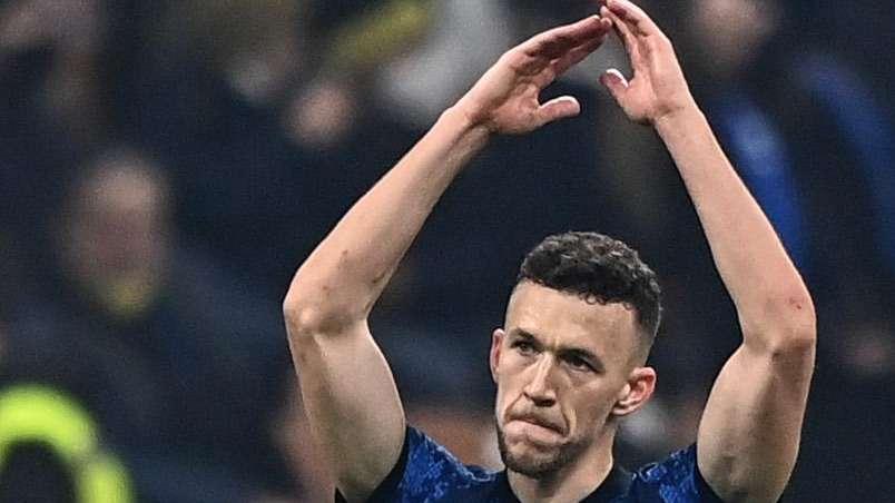 Il Tottenham ha avvisato l'Inter e Perisic ha chiamato Inzaghi: sì agli Spurs. Mkhitaryan, c'è la conferma di Ausilio
