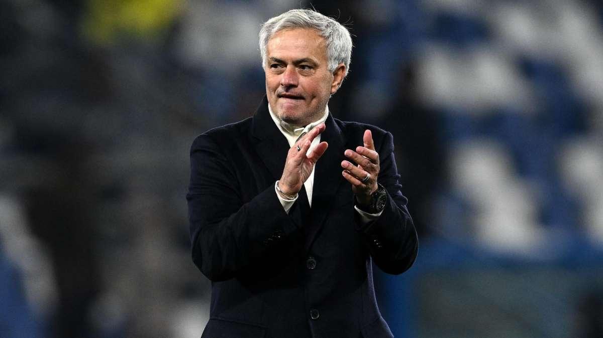 Mourinho-Marcenaro, notificato l'avviso di conclusione indagini: il tecnico della Roma rischia il deferimento 