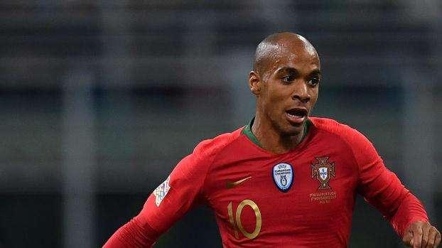 TS - Cessioni: Joao Mario ce l'ha con lo Sporting, il Cagliari attende Nainggolan