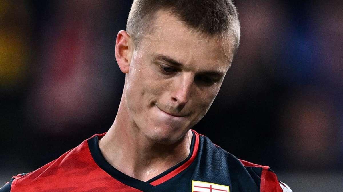 Sky - Il Genoa non fa partire Gudmundsson senza prima aver trovato il suo sostituto