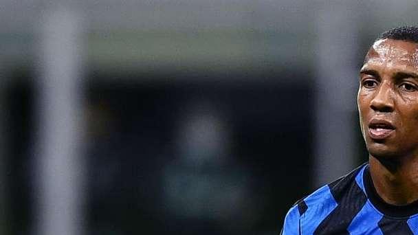 GdS - Conte ne cambia quattro, dentro subito Young: la probabile formazione