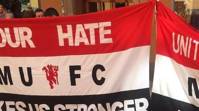 Manchester United, giornata di scossoni: i Glazer annunciano l'intenzione di vendere il club