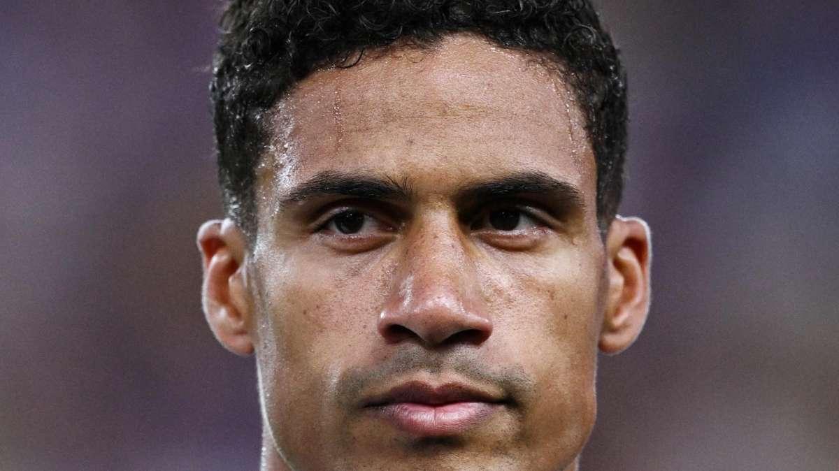 Varane annuncia il ritiro: "Emozioni incredibili. Resterò al Como"