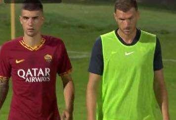 Roma-Athletic Bilbao, cori per Dzeko al suo ingresso in campo 