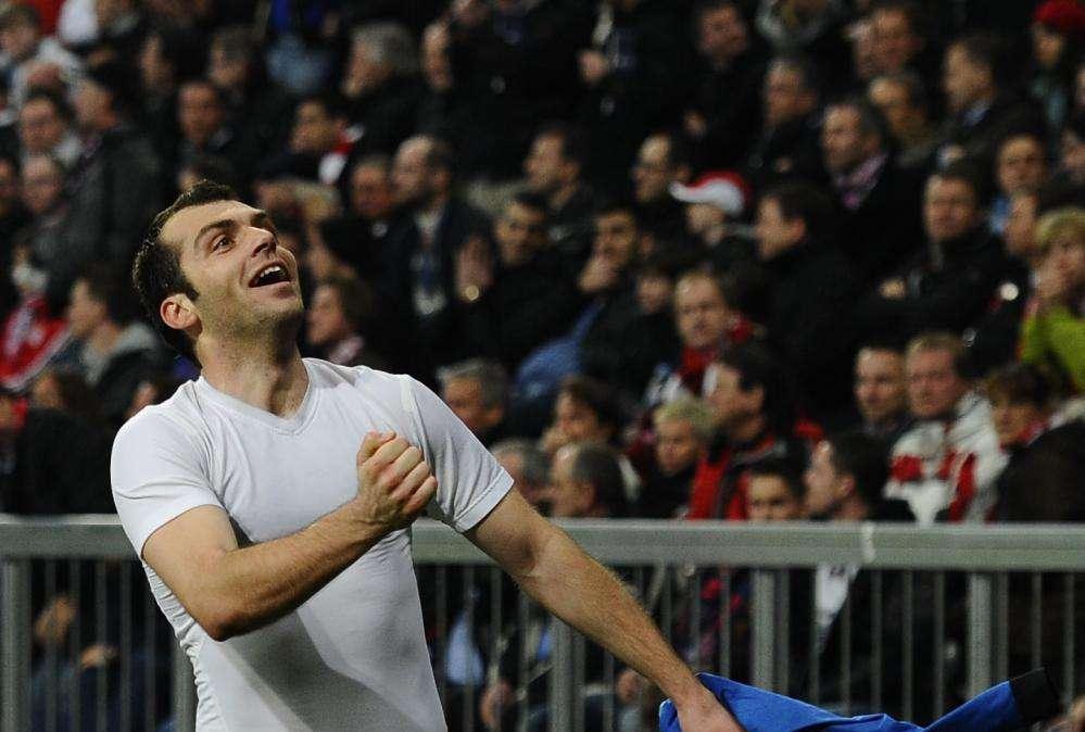 Leo orientato verso il 4-4-2 con Pandev sulla sinistra