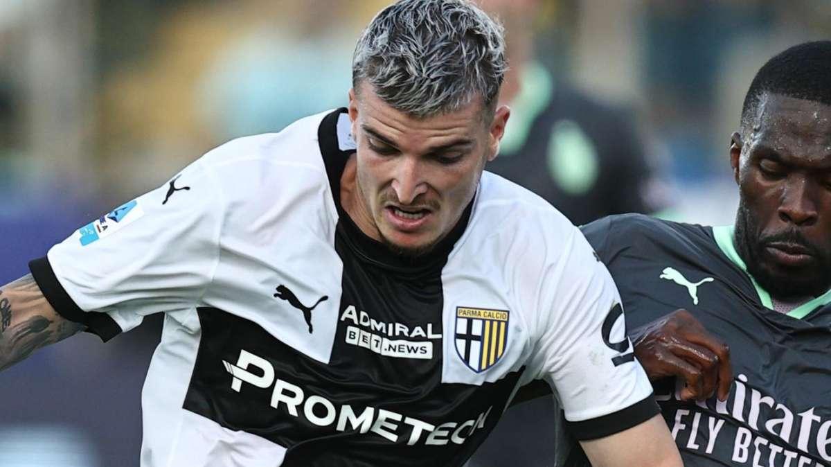 Parma, grosso guaio per Chivu: lesione muscolare di alto grado, Mihaila a rischio stagione finita