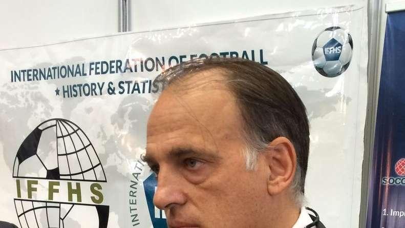 Super League, Tebas: "Dissi a Ceferin che Agnelli lo avrebbe tradito. Mettevano la gente sotto pressione"