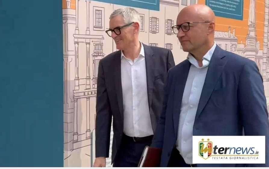 VIDEO - Restyling San Siro, a breve il summit a Palazzo Marino: arrivati Scaroni e Antonello dopo il dg di Webuild