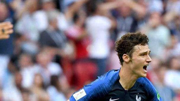 TS - Torna l'ipotesi Pavard: tre alternative al francese per il reparto arretrato
