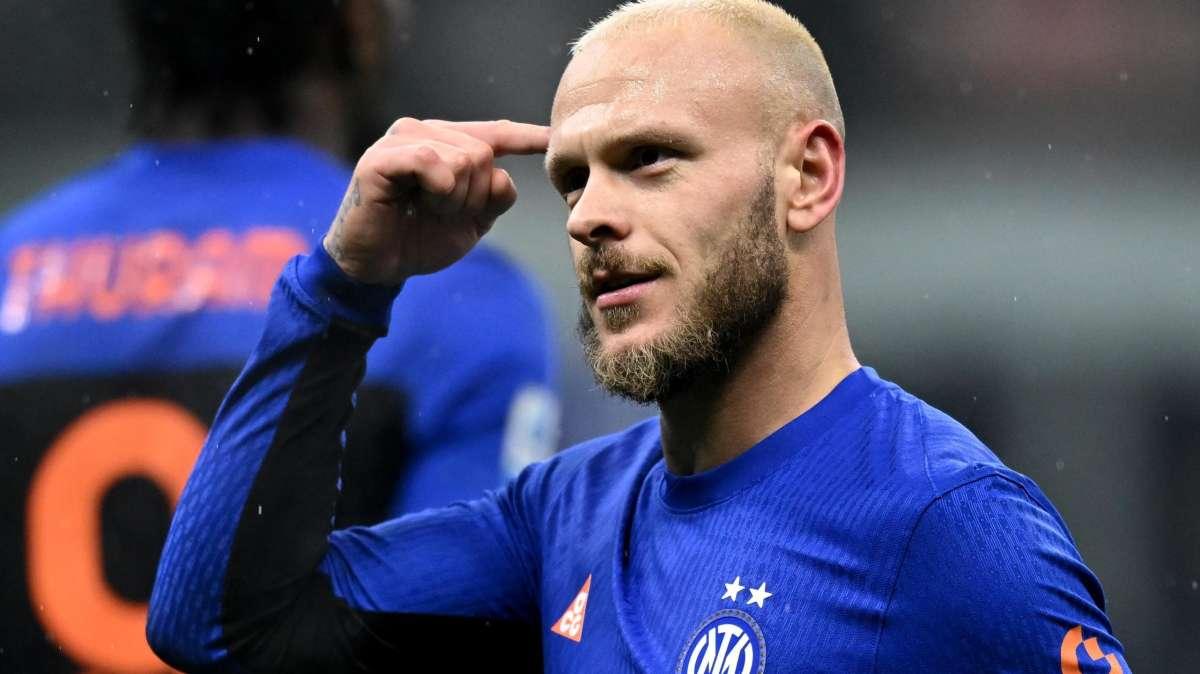 Inter-Pisa, splende Dimarco. Applausi per Esposito, Zielinski sul podio