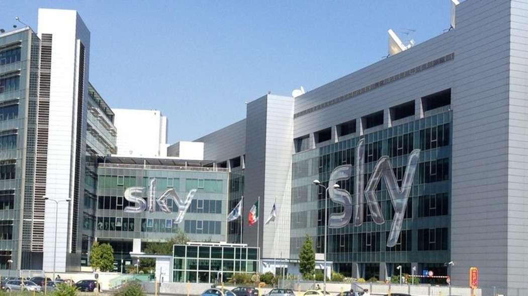 Accordo Sky-Dazn per i locali pubblici, via libera dalla Serie A
