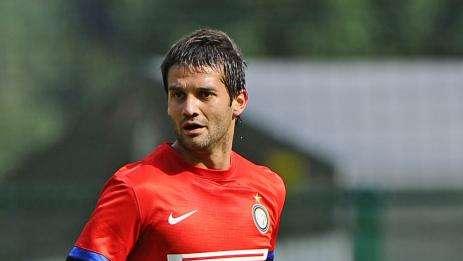 Chivu infortunato: 3 o 4 settimane per il recupero