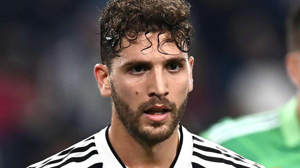 Juve, Locatelli positivo al Covid-19: il giocatore è già stato posto in isolamento 