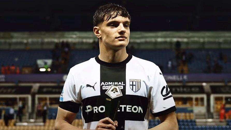 Sky DE - Leoni in cima alla lista del Liverpool se sfuma Guehi, l'Inter resta alla finestra