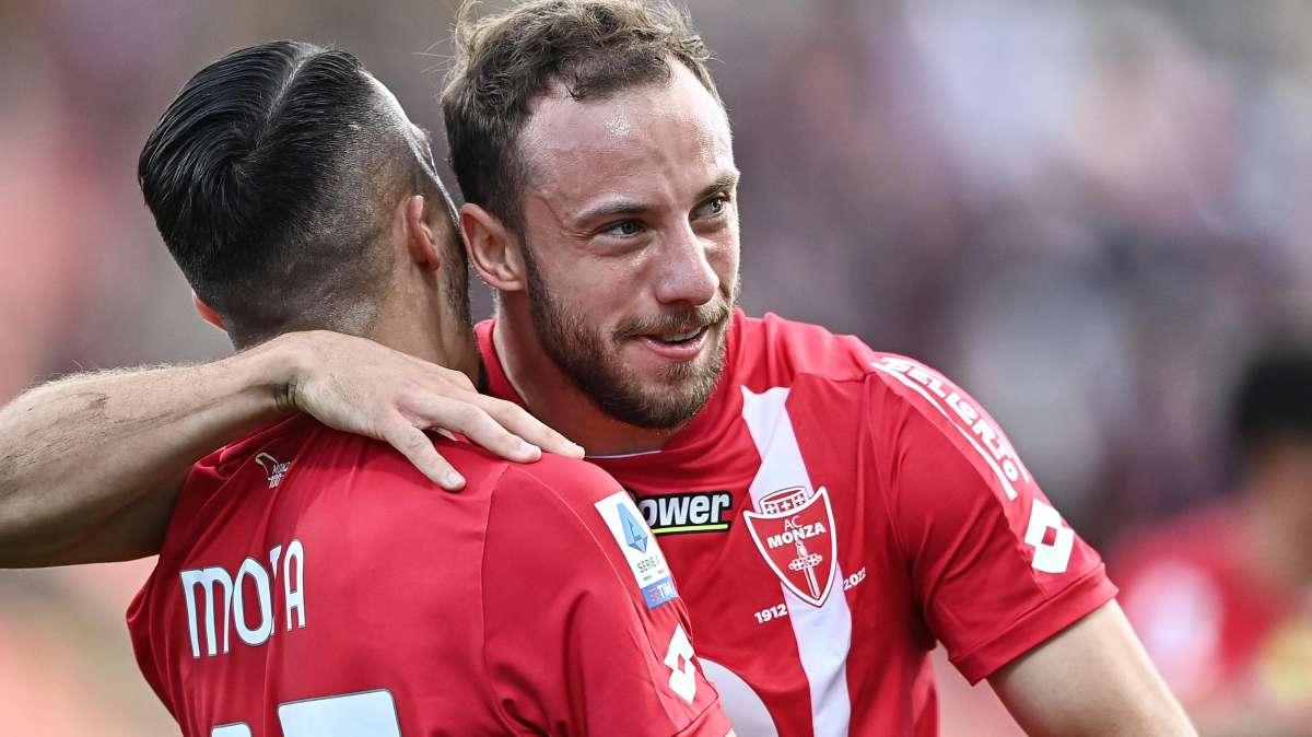 La Stampa - Concorrenza in aumento per Carlos Augusto: il Torino si inserisce e sfida Inter e Juventus