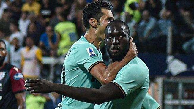 Ululati razzisti, il messaggio di Lukaku: "Dobbiamo essere uniti come giocatori. Spero che le Federazioni calcistiche reagiscano con forza"