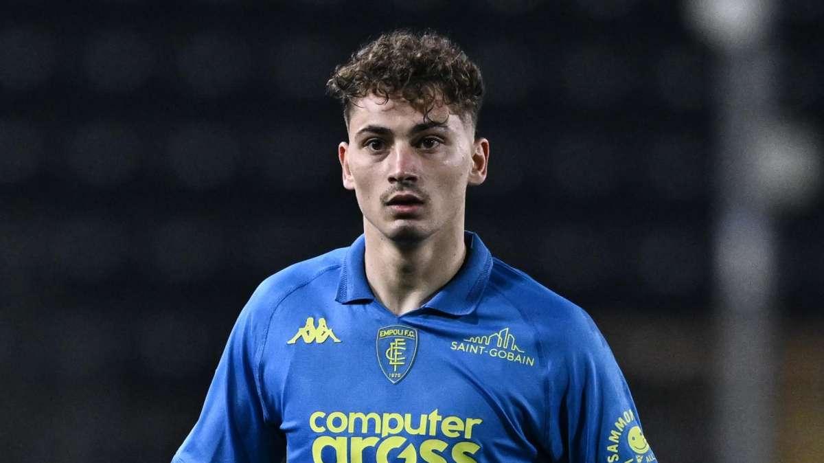 La Nazione - Fiorentina, discorsi avviati per Sebastiano Esposito. Ma la viola deve prima cedere Beltran