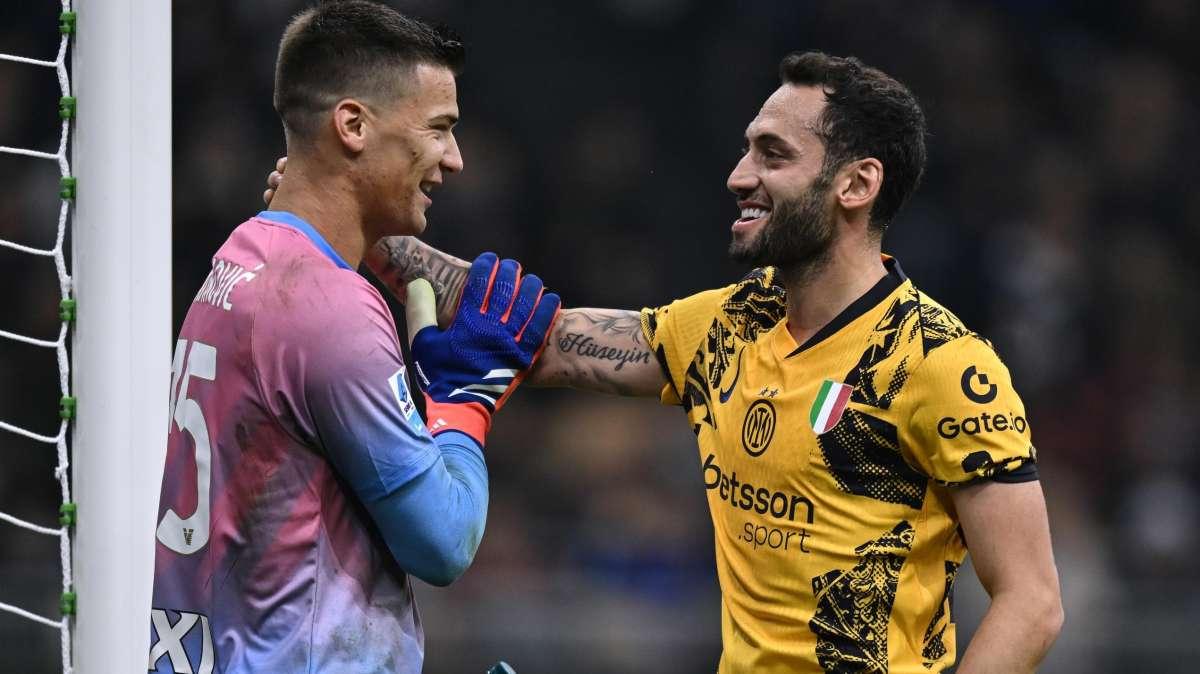 Brutto infortunio per Stankovic, l'Inter lo abbraccia a distanza: "Tornerai più forte di prima Filip" 