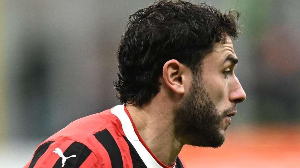 Milan, anche Calabria in uscita: il Bologna punta a chiudere domani. Rispunta Goglichidze