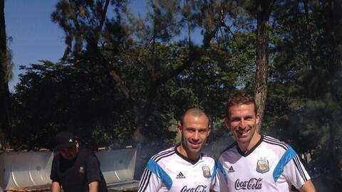Feliz cumple Hugo, Mascherano si unisce al coro
