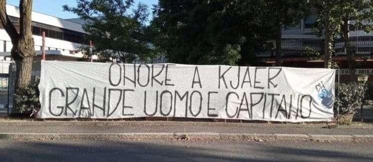 La Curva Nord omaggia Kjaer dopo il soccorso a Eriksen: "Onore, grande uomo e capitano"