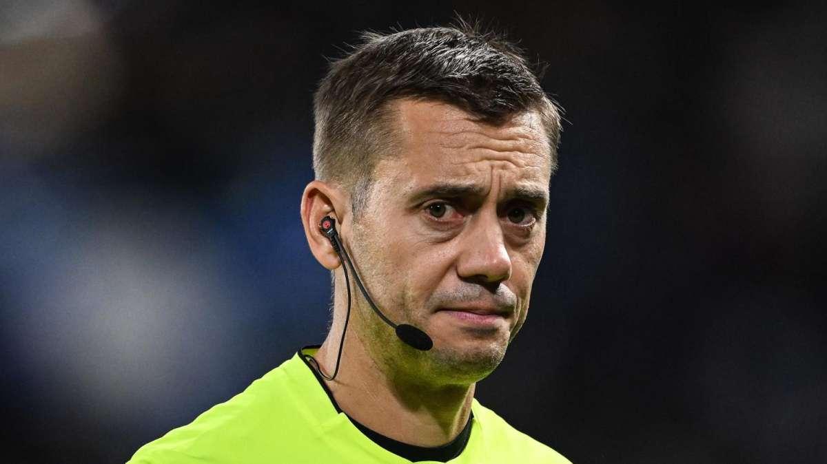 Barcellona-Inter, la moviola - Buona direzione per Turpin. Macchiata però da una svista su Inigo Martinez
