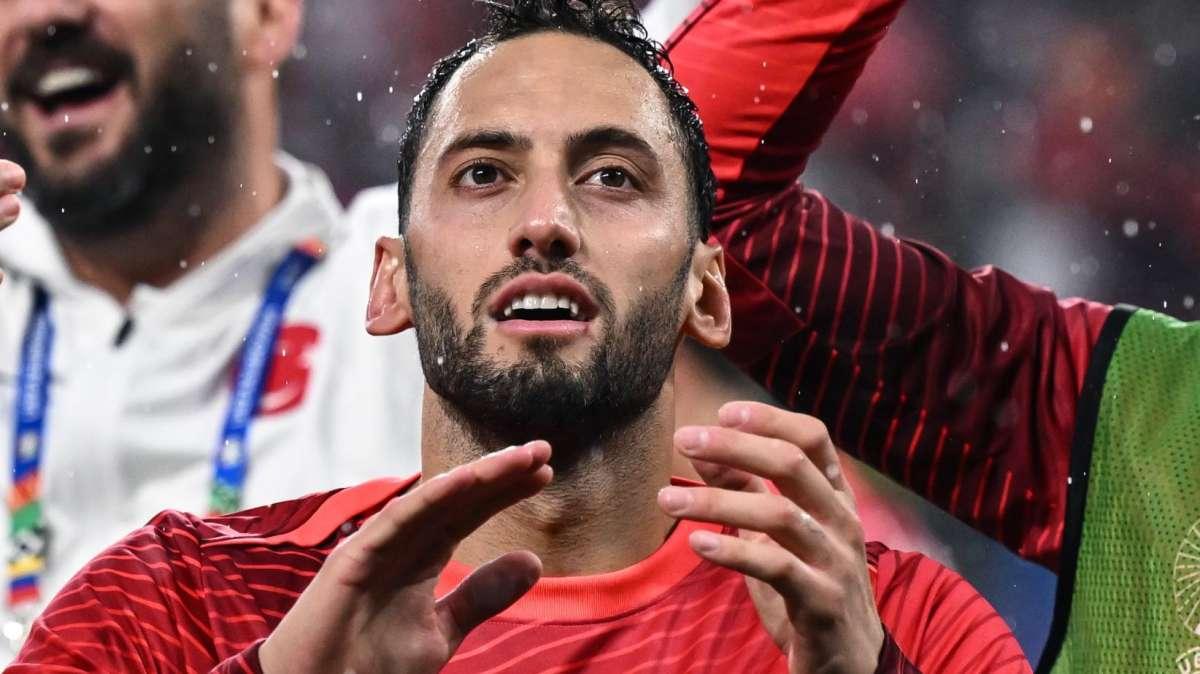 Calhanoglu: "Ieri sentivo che avrei fatto gol. Austria? Forte, abbiamo ancora in mente il 6-1"