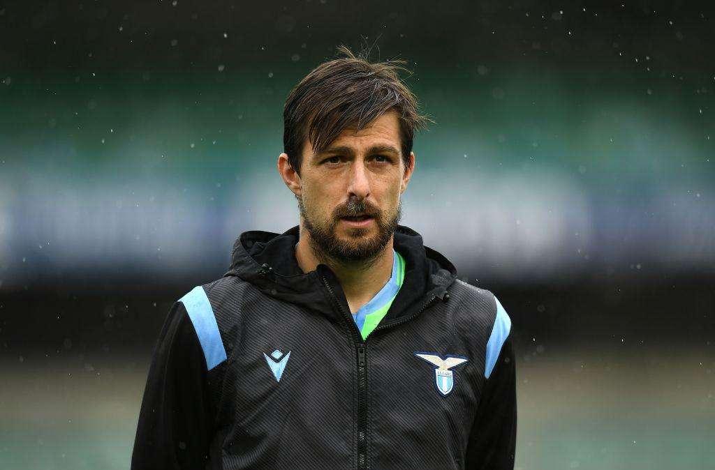 Lazio, Acerbi: "Napoli-Inter? Stasera guarderò un film in famiglia. Le altre partite sempre il giorno dopo"