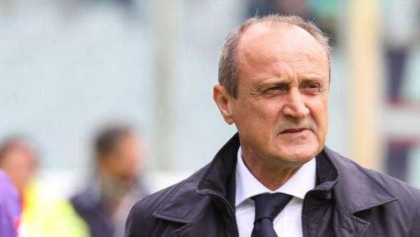 Rossi paga la scazzottata: la Fiorentina lo esonera